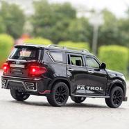 CZ136B Nissan Patrol SUV Diecast Alloy Car Luxurious Simulation Toy Vehicles Metal Car 6 Doors Open Model Car Sound Light Toys For Gift