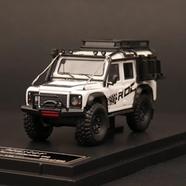 Die Cast 1:64 – Master Land Rover Defender 110 White ROC image