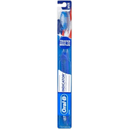 Oral-B Indicator Contour Clean Soft Toothbrush image