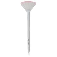 Wet n Wild Fan Brush image