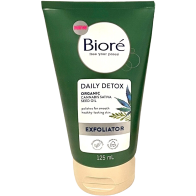Biore Daily Detox Exfoliator Face Scrub 125ml image