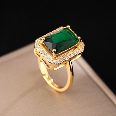 Green Crystal Luxury Ring Party Ring Engagement Wedding Jewelry Ring image