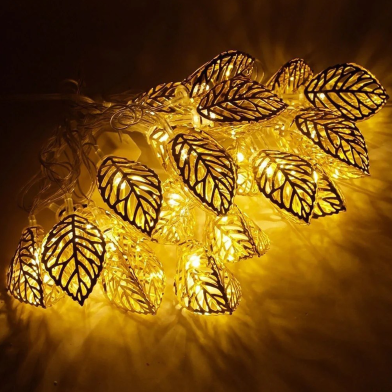 Metal Leaf Shaped LED Curtain Light 16 Feet image