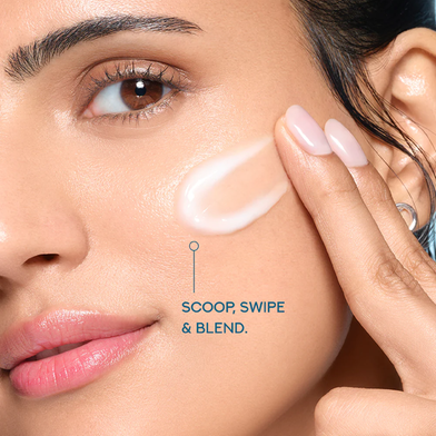 POND'S Super Light Gel 25 ml Hydrated Glow With Hyaluronic Acid and Vitamin E Slide 5