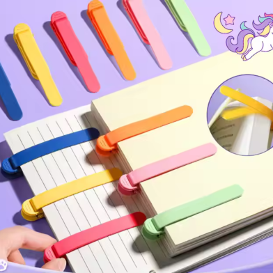 Silicone Automatic Bookmark Unique Page Keeper Clip for Book Lovers 6 psc image