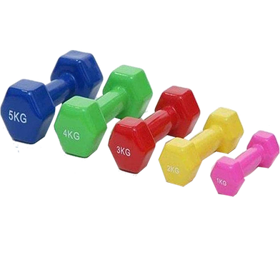 Ofisda tikilgan paypoq va baland poshnali ayolning porno videosi Chiqib chiqarmasdan tomoqqa chuqur yigish