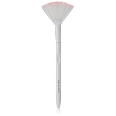 Wet n Wild Fan Brush image