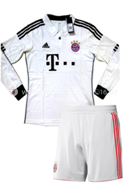 Bayern Munich Away Club Jersey : Special Full Sleeve Jersey With Short Pant