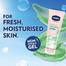 Vaseline Fresh and Hydrated Brightening Gel 180 ml image