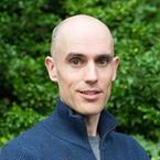 Alex Hutchinson image