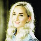 Holly Jackson image