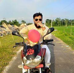 আর এ খন্দকার